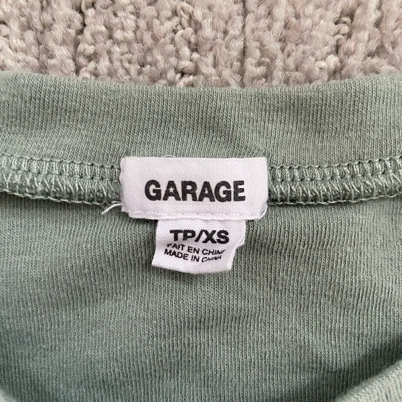 •Garage •XS •Green graphic tee - Picture 3 of 3